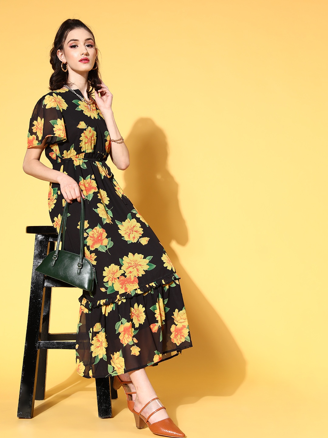 

Dressberry Women Black Floral Vacay Attire