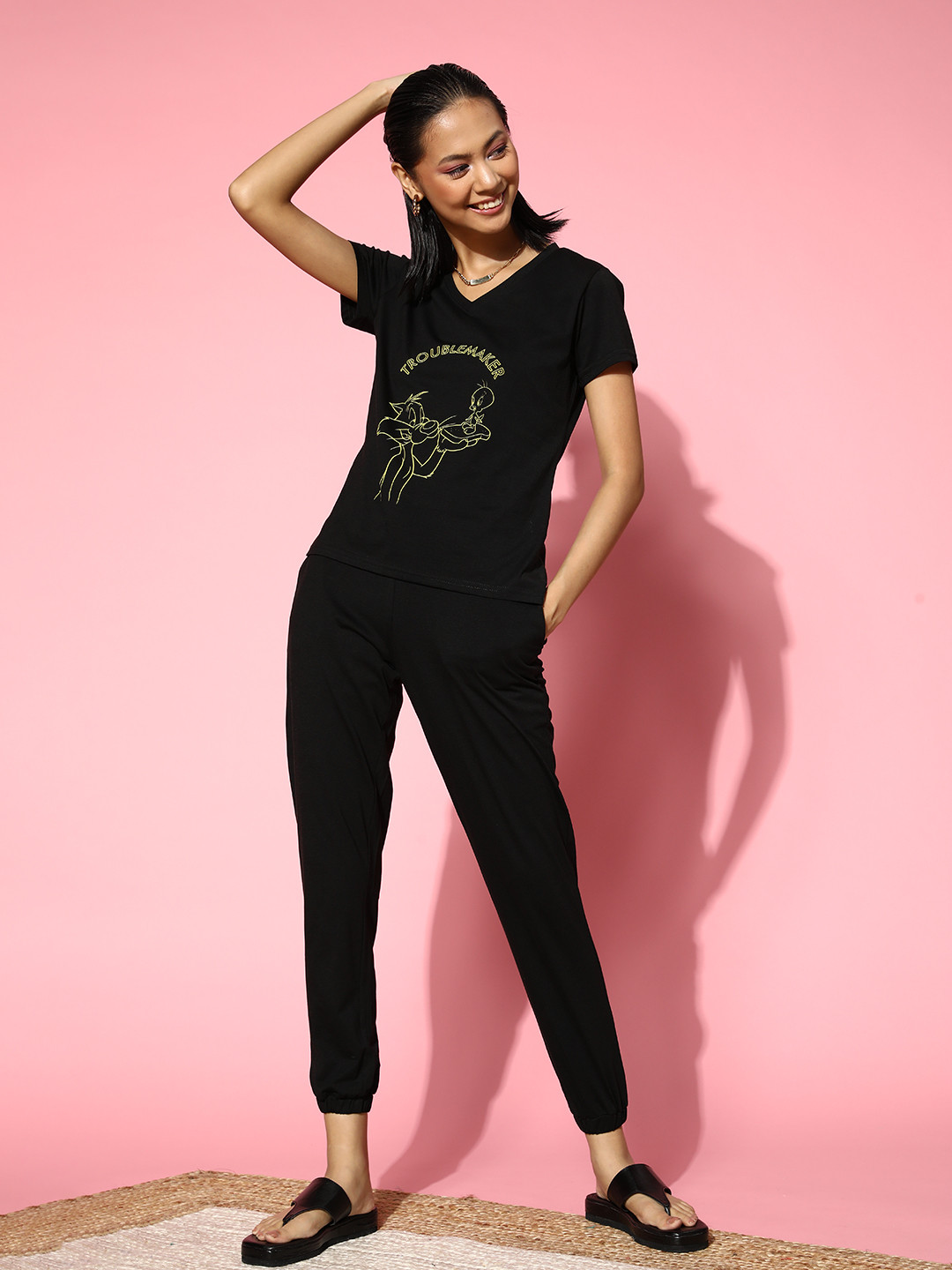 

Looney Tunes by Dressberry Women Black Tom & Jerry Sleep Staple Night Suit