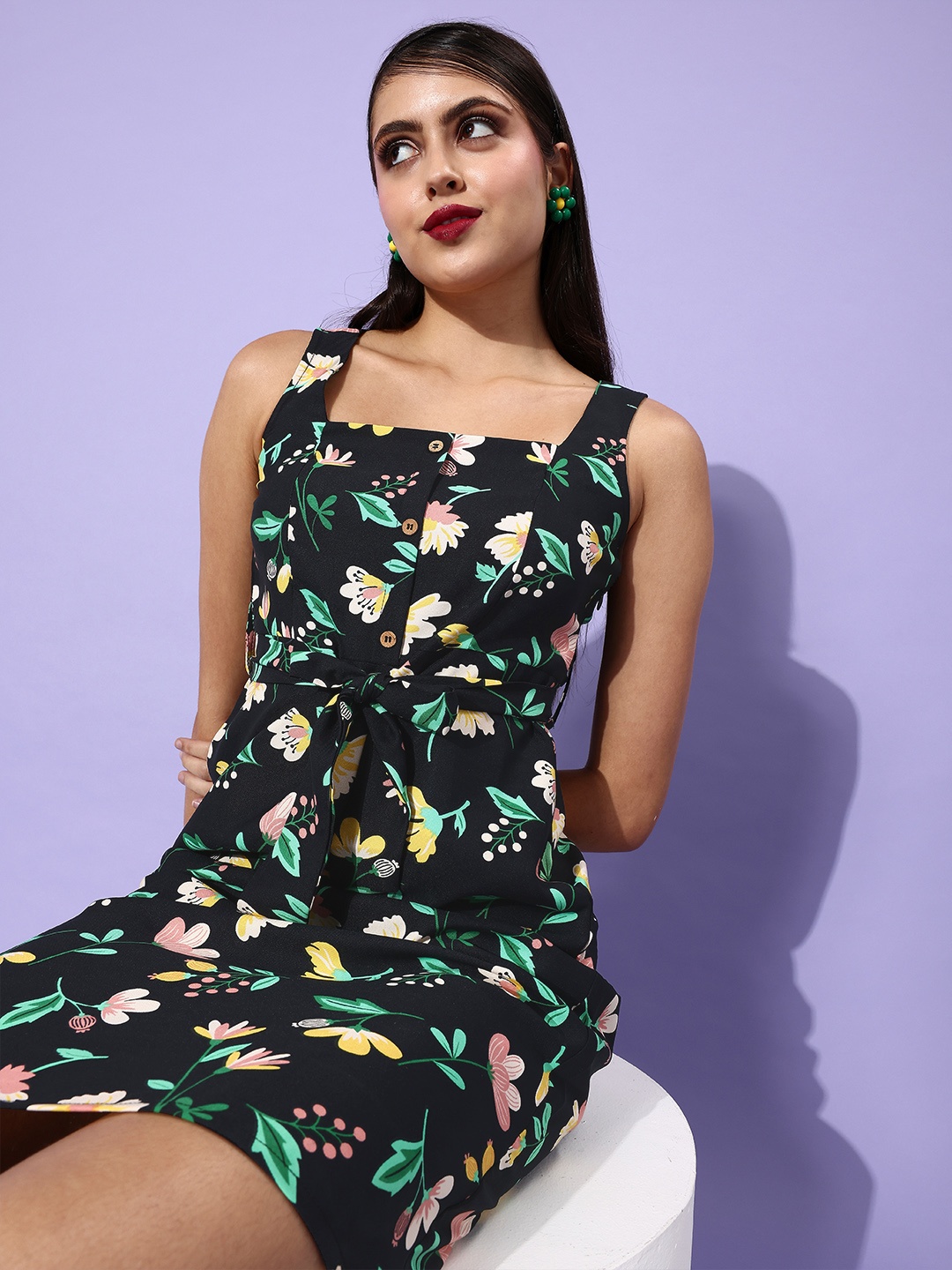 

DressBerry Classic Black Floral Sundress