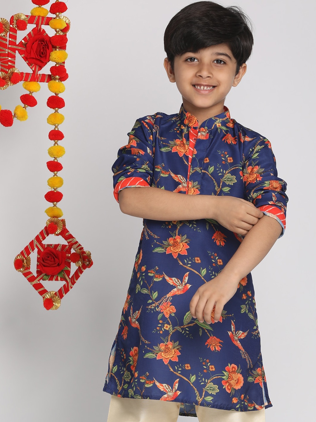 

VASTRAMAY Boys Navy Blue & Orange Floral Printed Thread Work Kurta