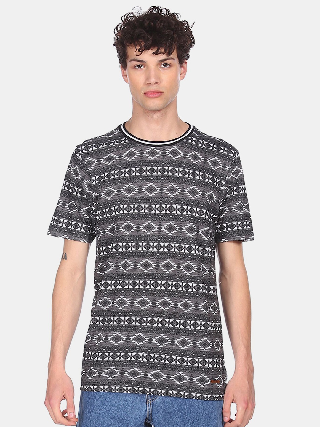 

Cherokee Men Charcoal Grey & White Tribal Printed Pure Cotton T-shirt