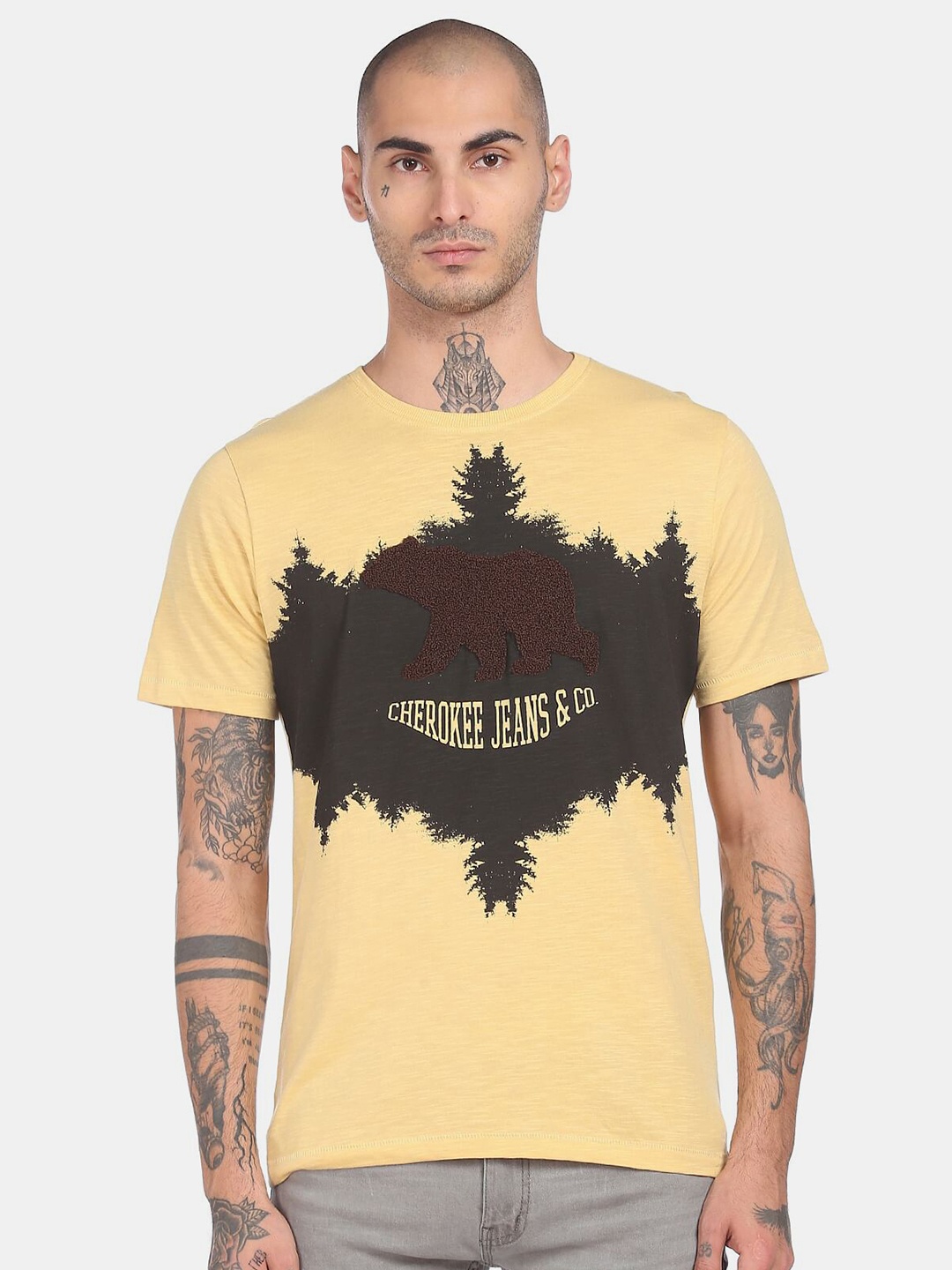 

Cherokee Men Yellow & Black Printed T-shirt