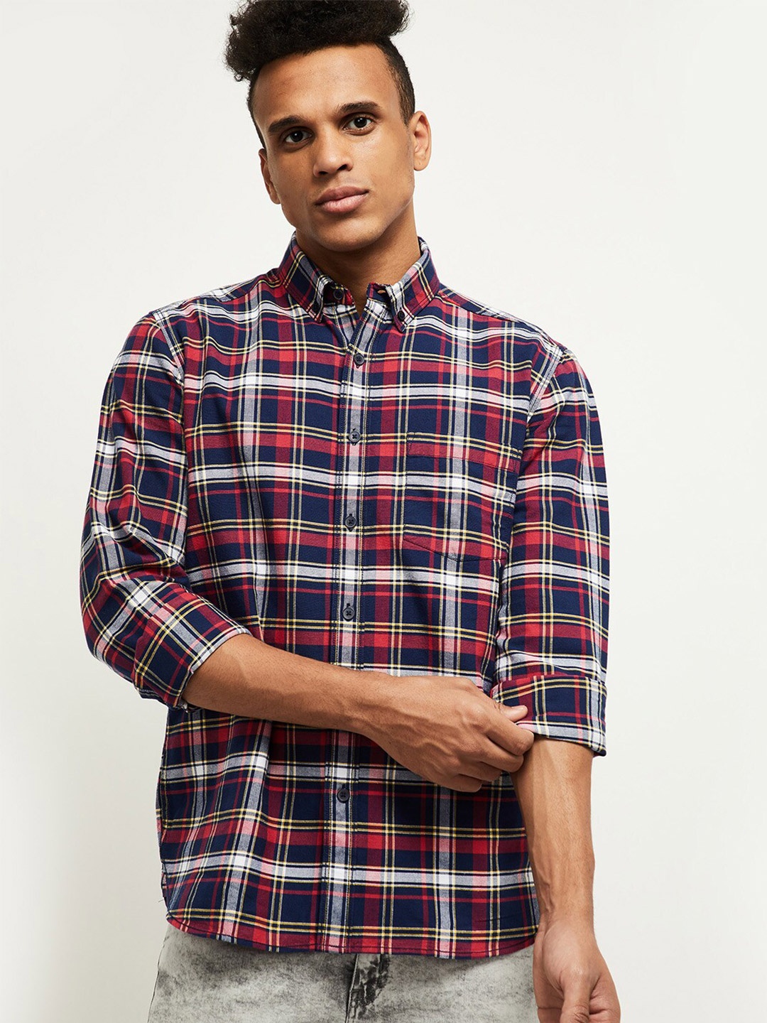

max Men Navy Blue Tartan Checks Checked Casual Shirt