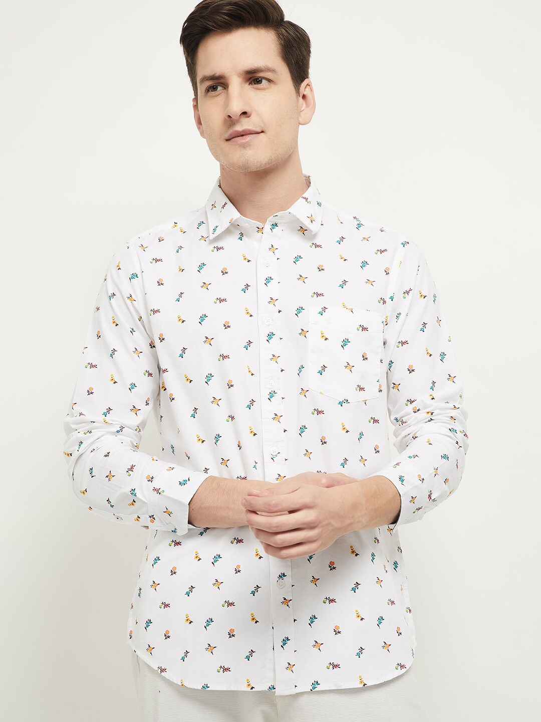 

max Men White Printed Casual Shirt