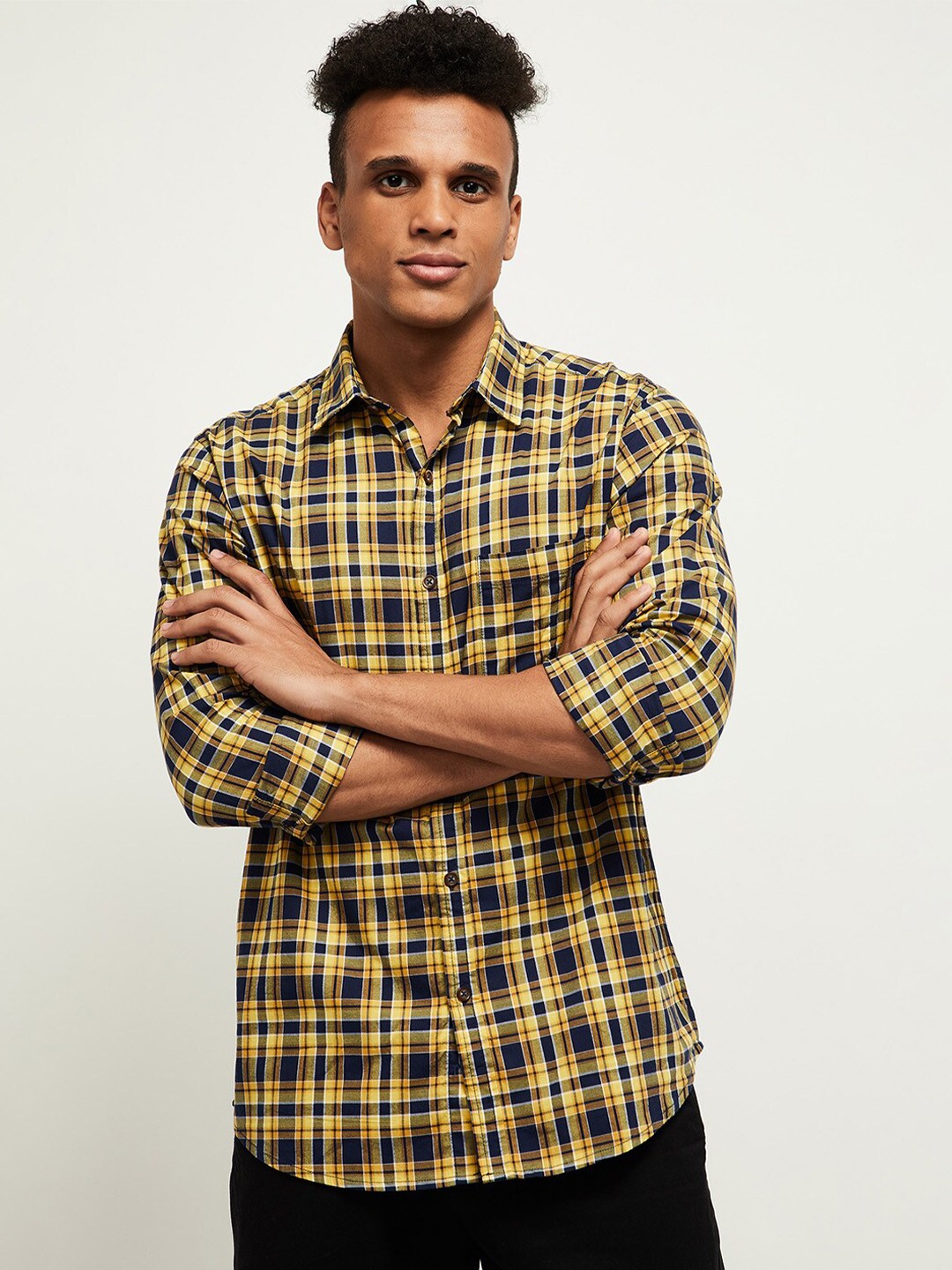 

max Men Navy Blue Tartan Checks Checked Casual Shirt
