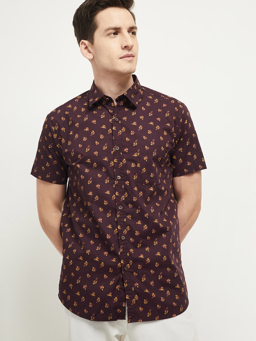 

max Men Red Floral Printed Casual Shirt