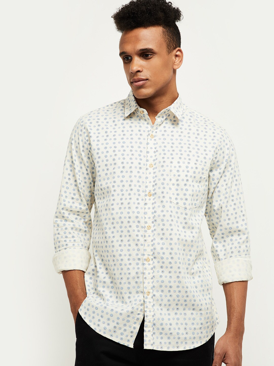 

max Men Beige Floral Printed Pure Cotton Casual Shirt
