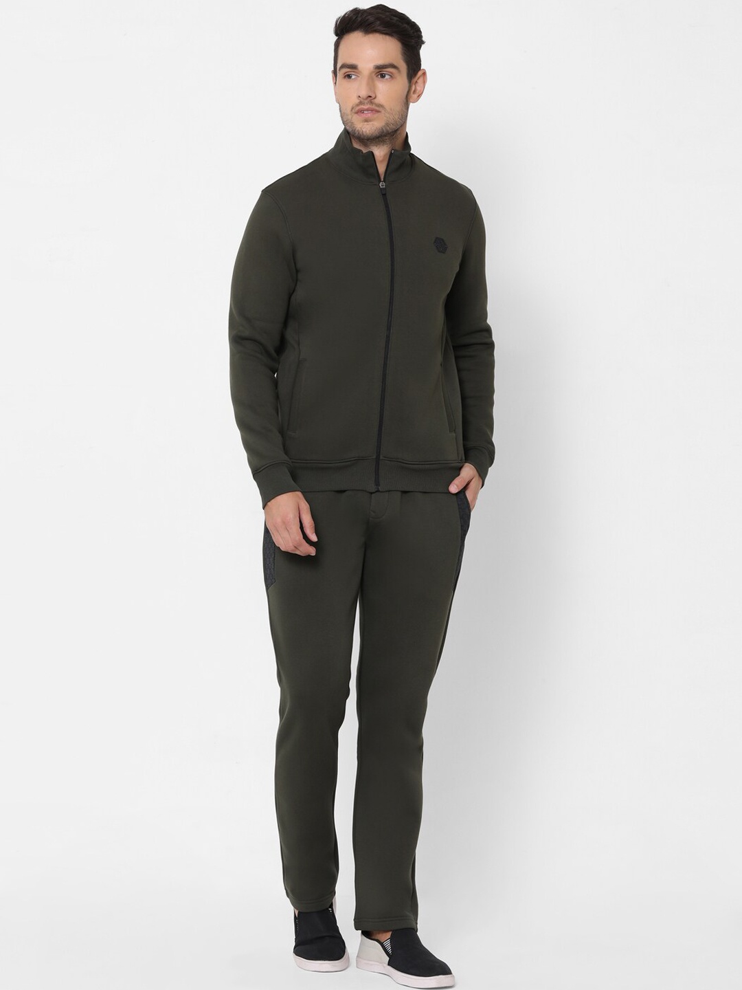 

Sweet Dreams Men Olive Green Solid Fleece Tracksuit