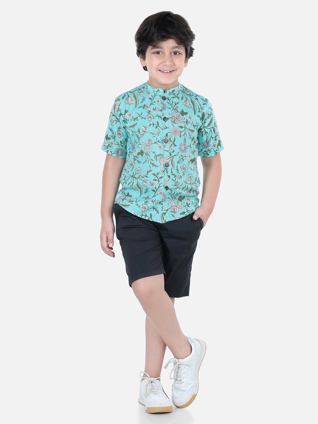 

Cutiekins Boys Turquoise Blue & Black Printed Shirt with Shorts