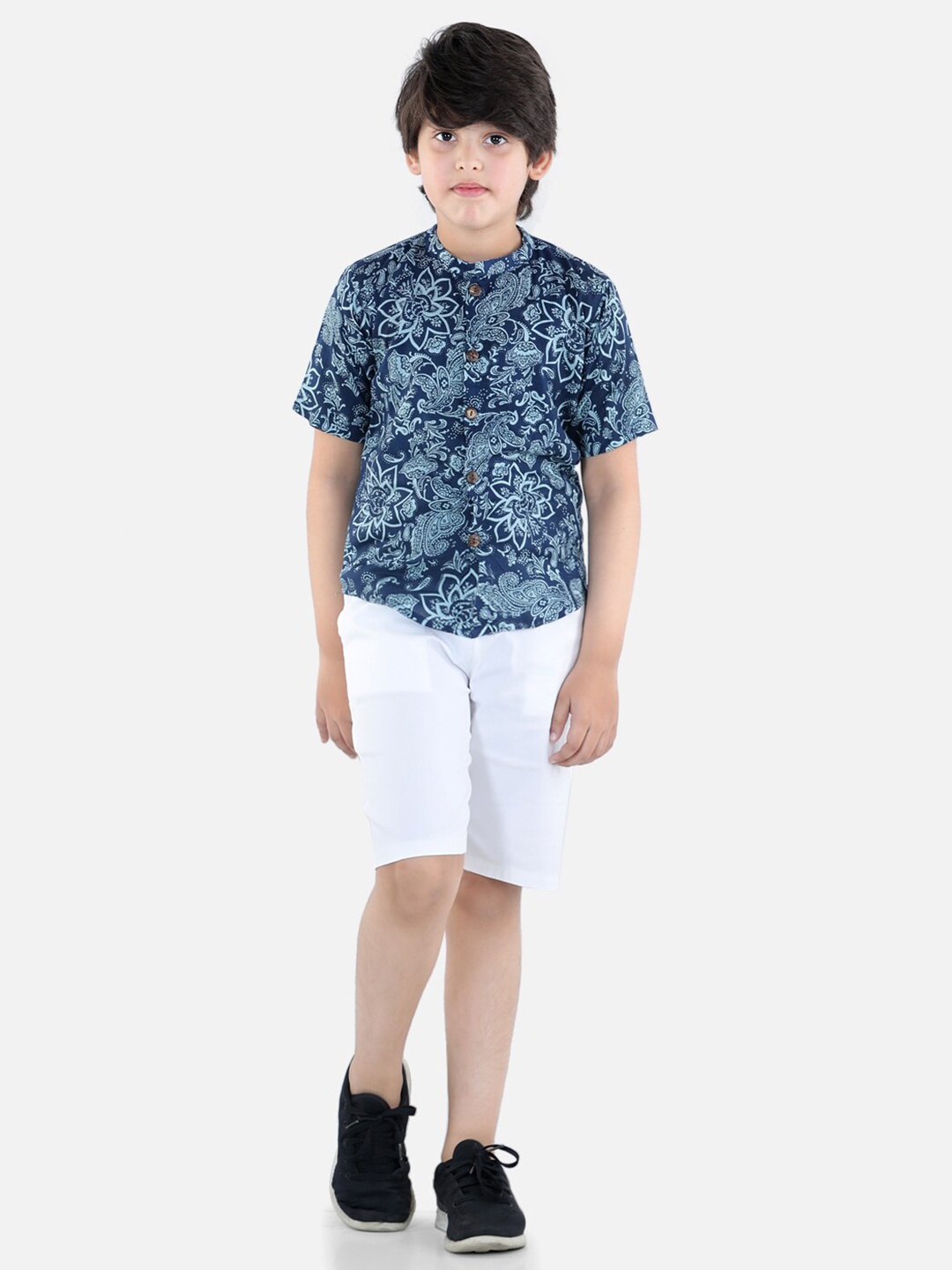 

Cutiekins Boys Blue & White Printed Shirt with Shorts