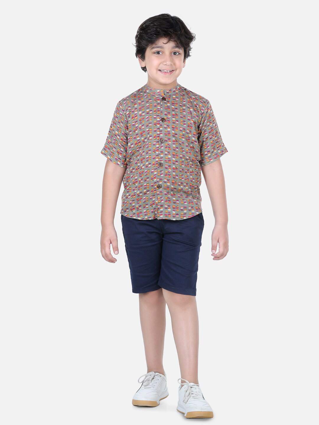 

Cutiekins Boys Olive Green & Navy Blue Printed Shirt with Shorts
