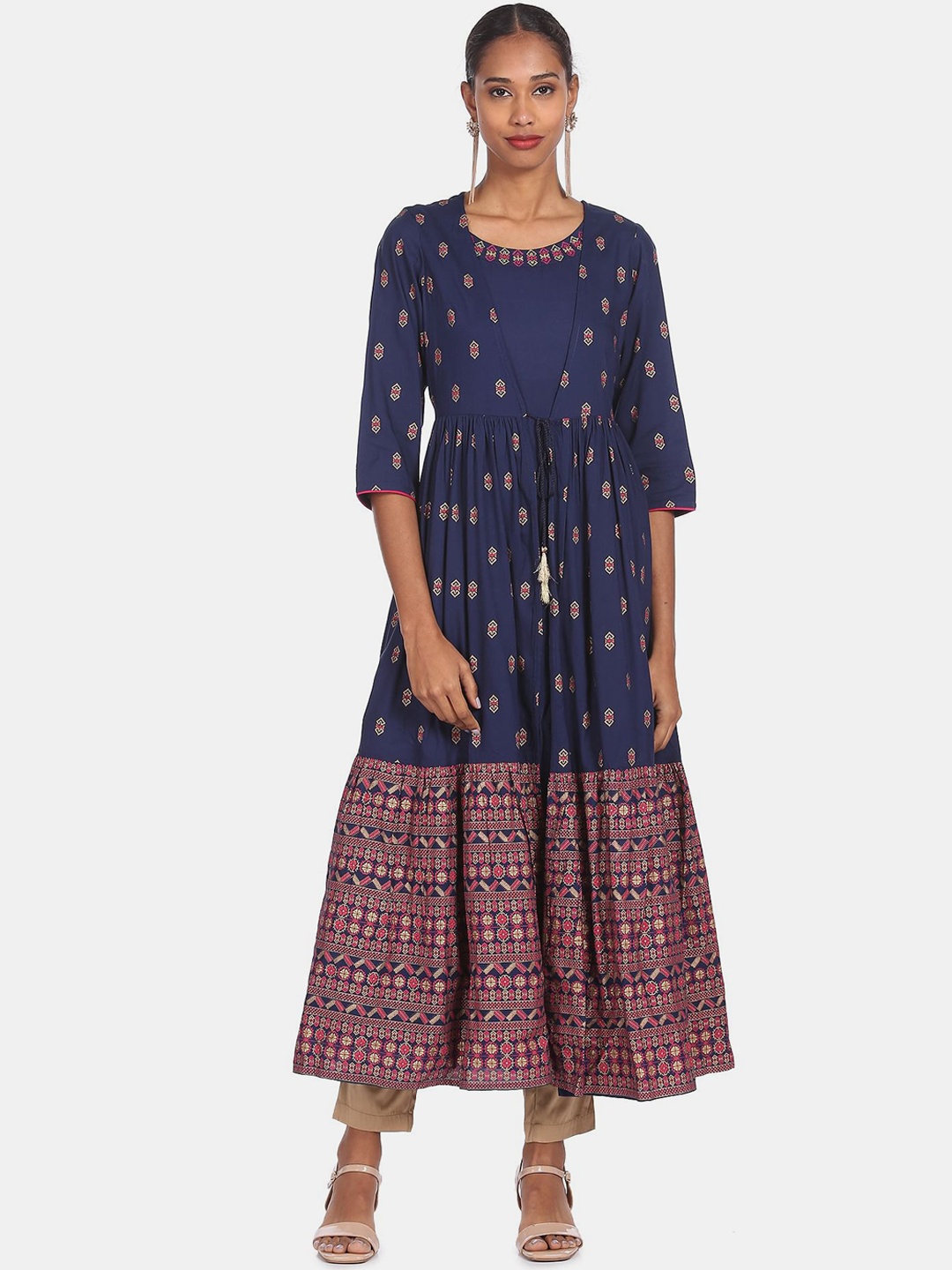 

Anahi Women Navy Blue & Pink Ethnic Motifs Printed V-Neck Rayon Anarkali Jacket Kurta