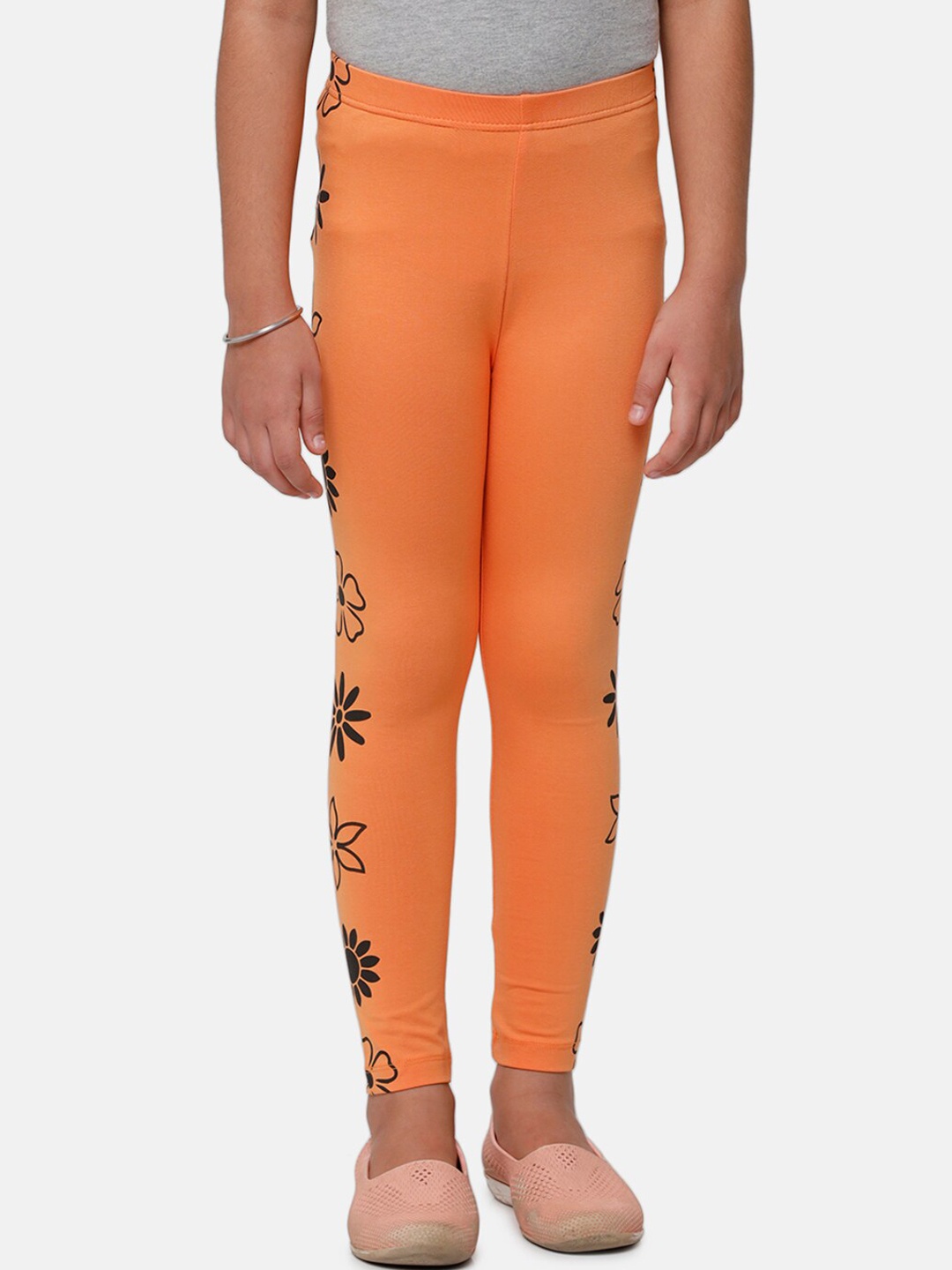 

De Moza Girls Orange & Black Printed Ankle-Length Leggings