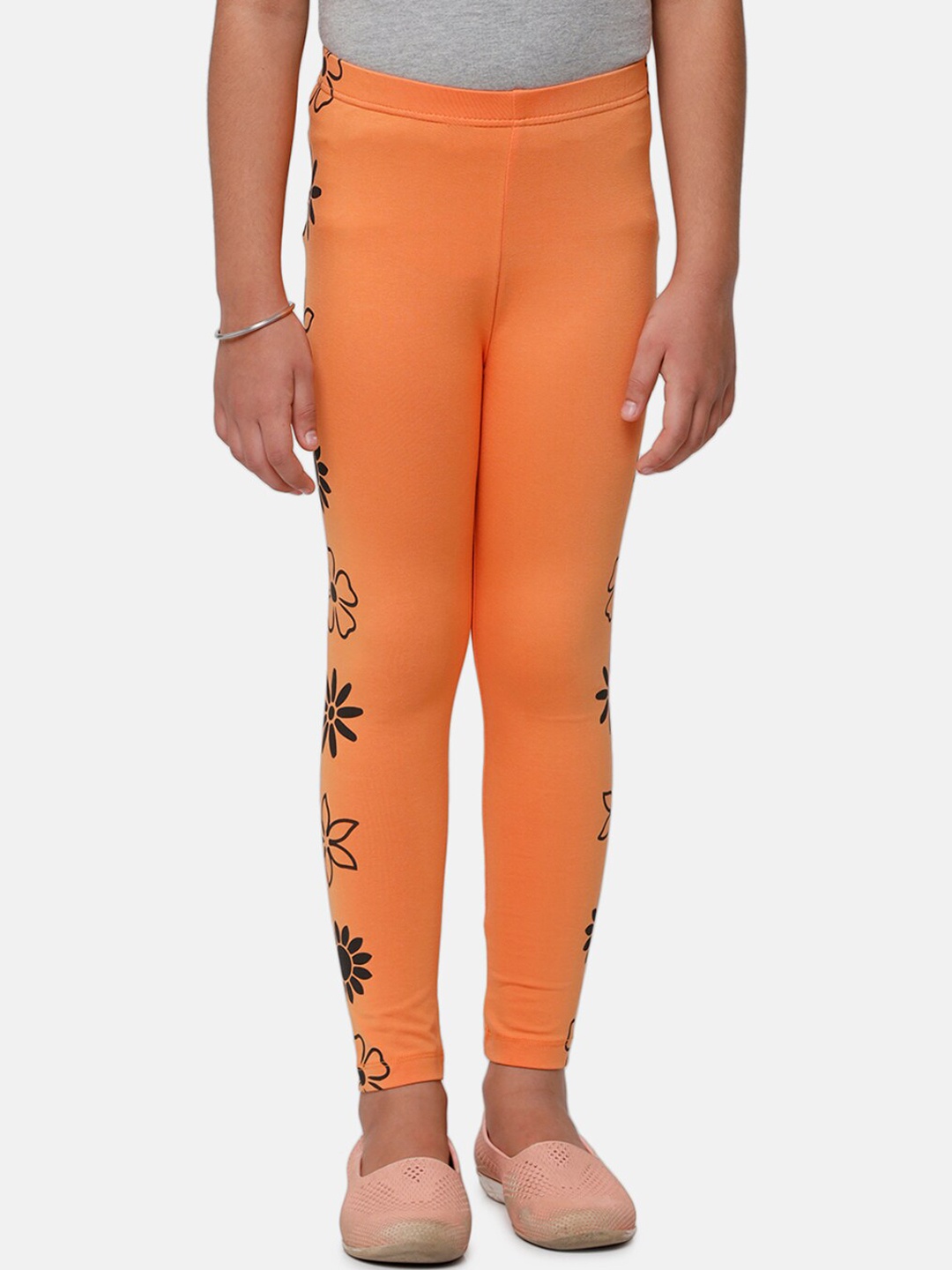 

De Moza Girls Orange & Black Printed Ankle-Length Leggings