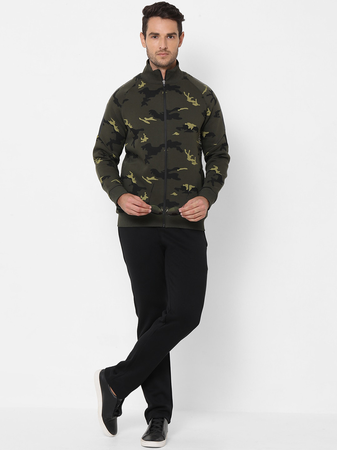 

Sweet Dreams Men Olive & Black Printed Track Suit