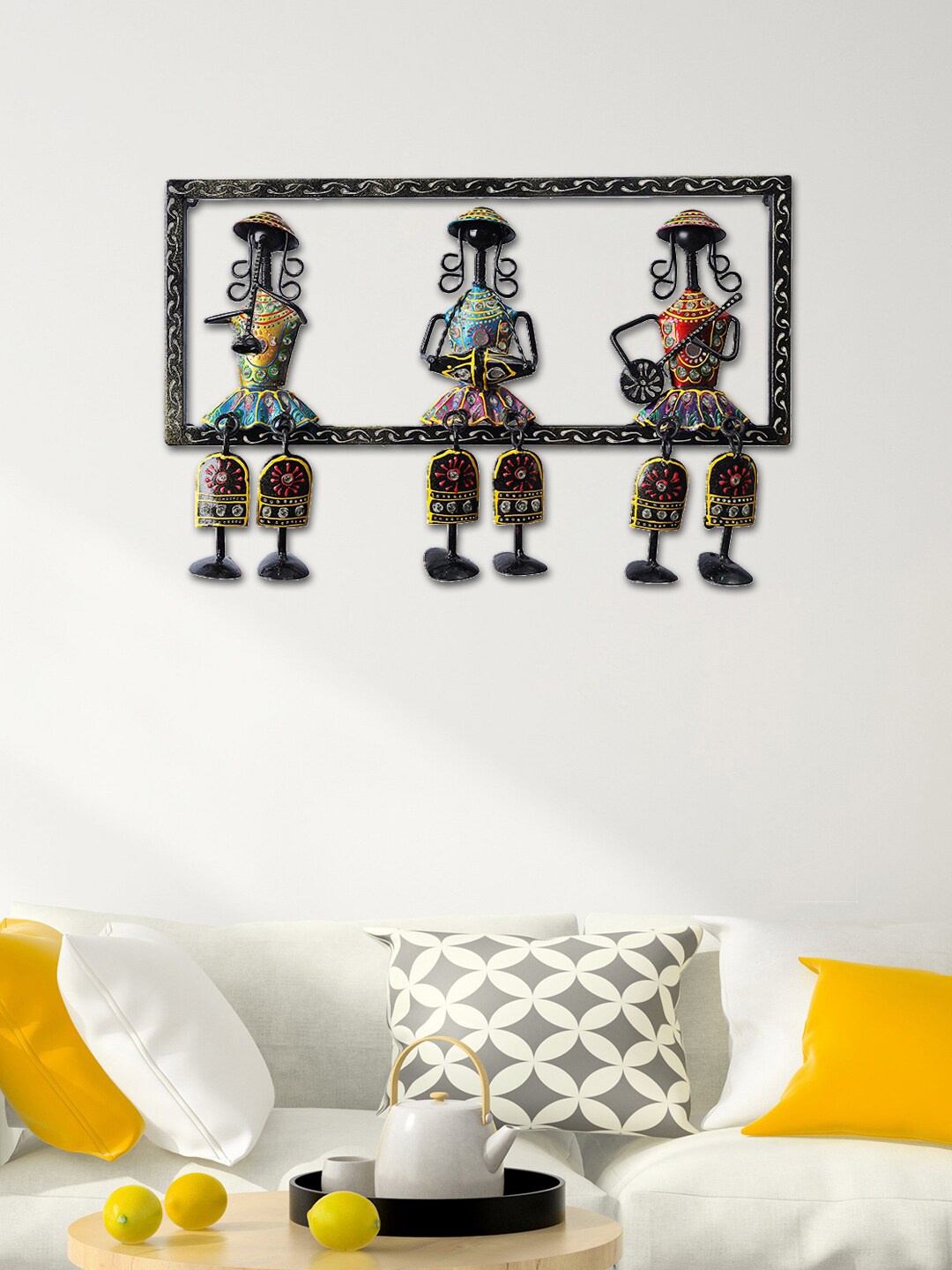 

Aapno Rajasthan Black & Green Tribal Musicians Wall Hanging