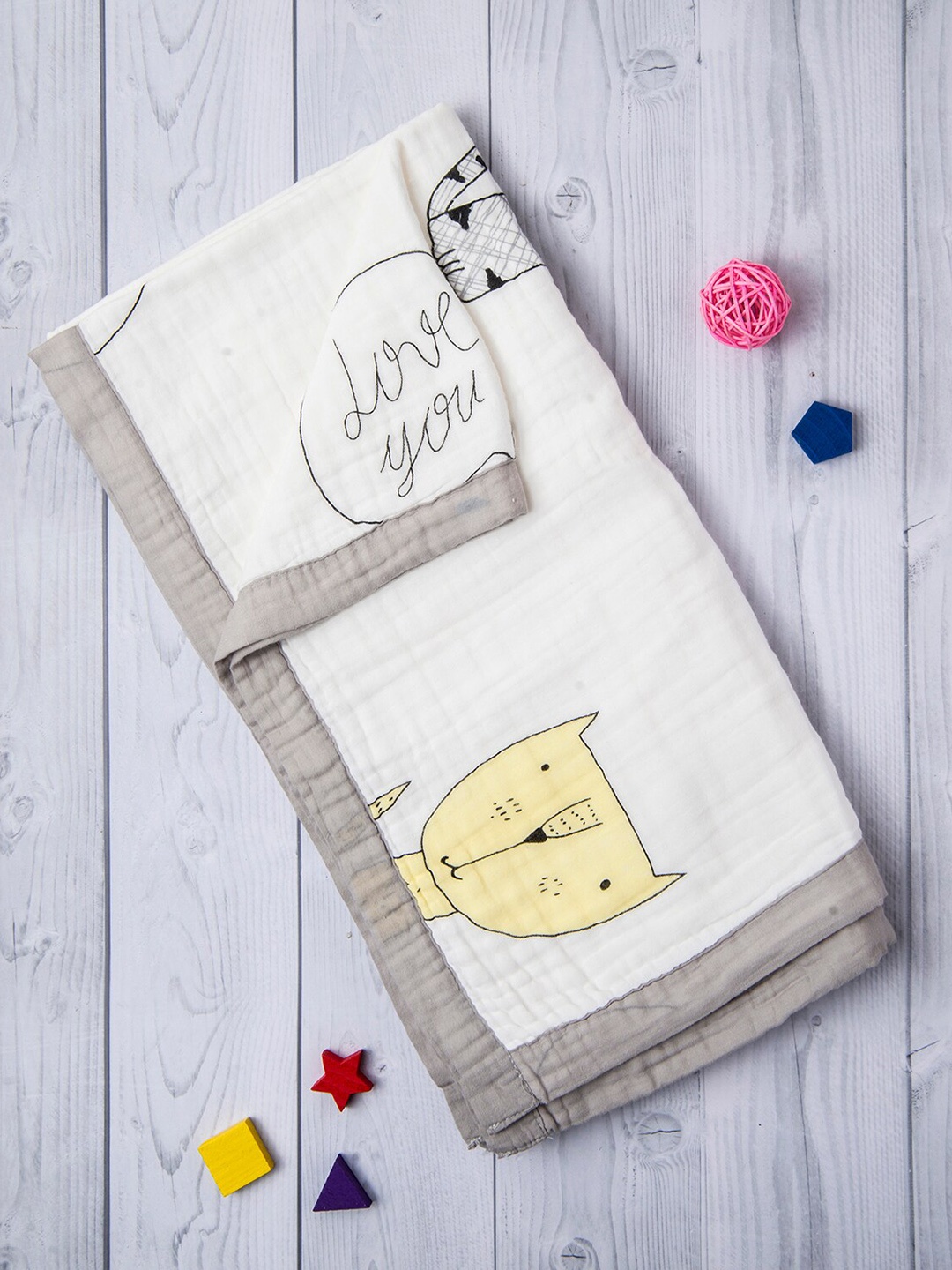 

Baby Moo Infants White Printed Muslin Blanket