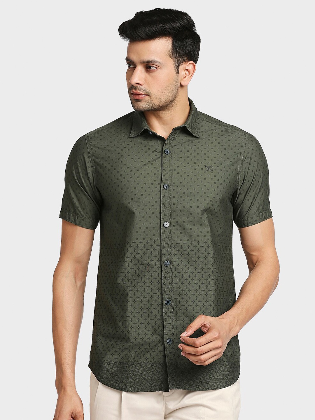 

ColorPlus Men Green Printed Casual Shirt