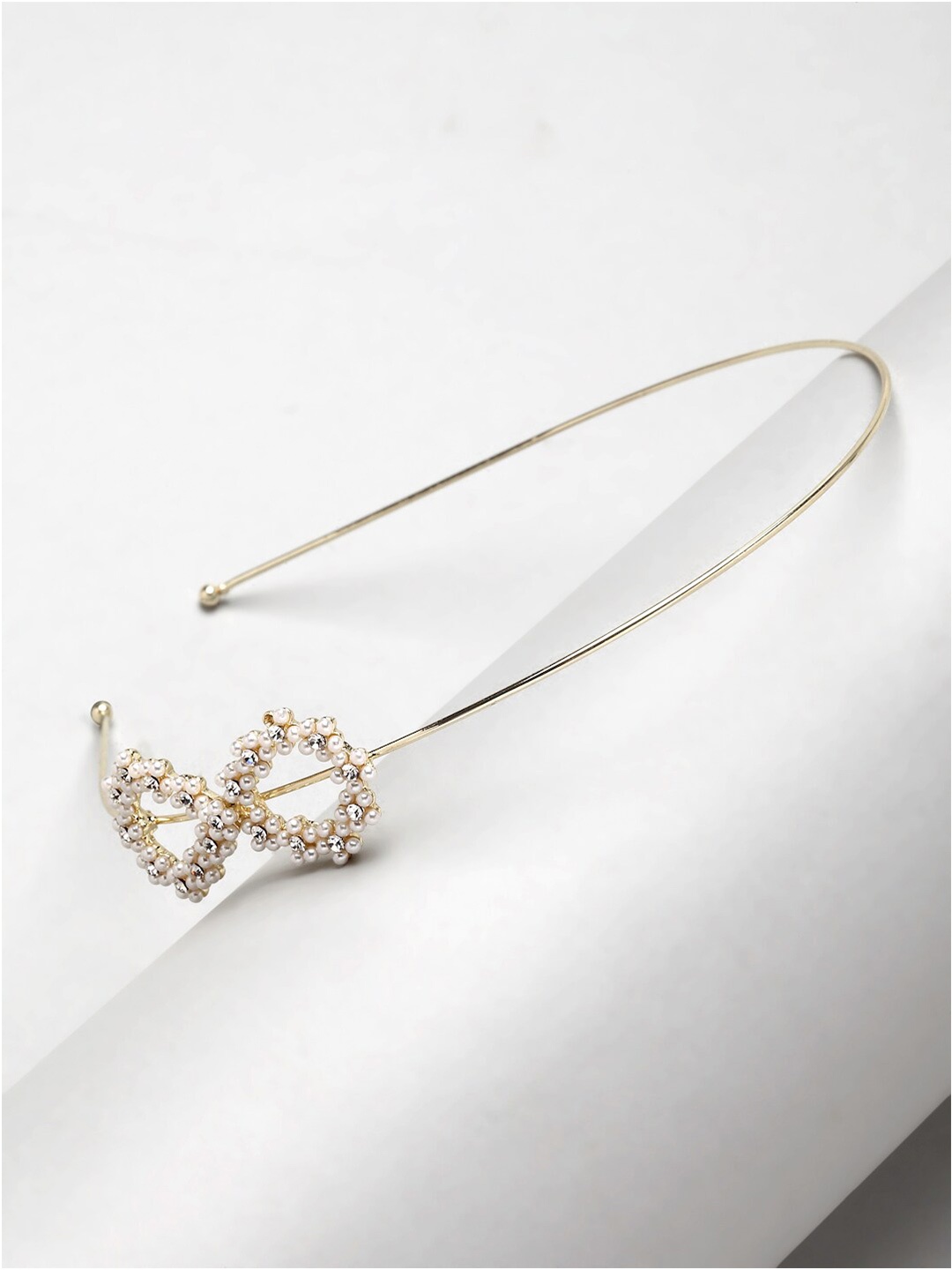 

Ferosh Gold & White Pearls Embellished Hairband