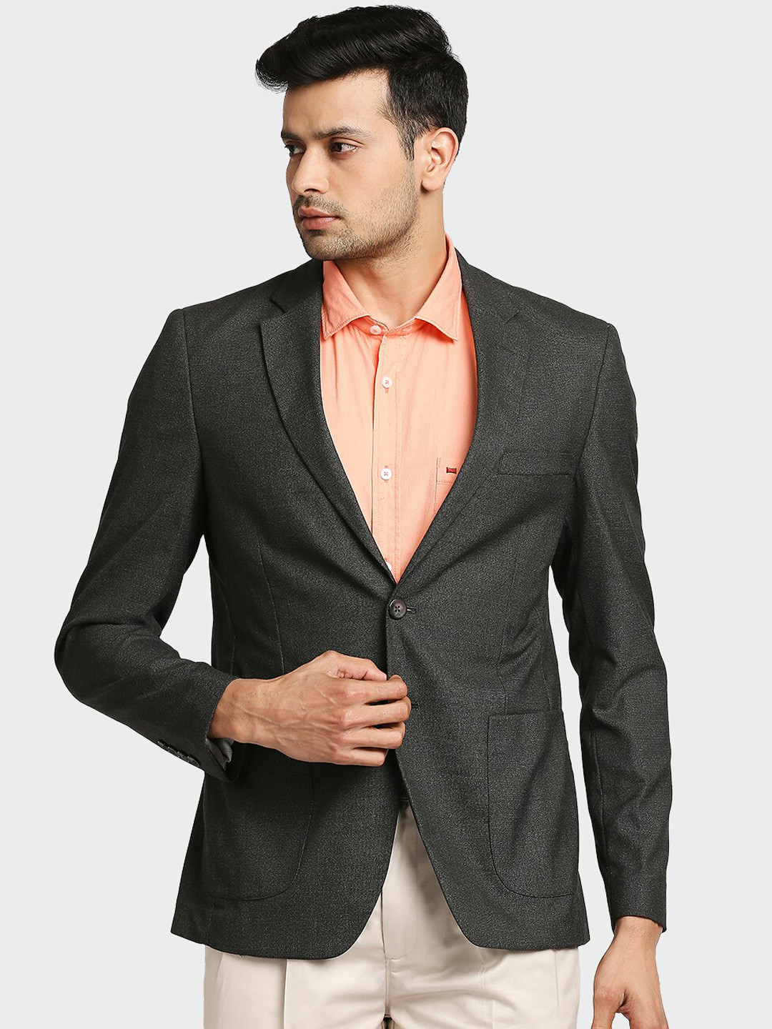 

ColorPlus Men Black Solid Notched Lapel Collar Single Breasted Blazers