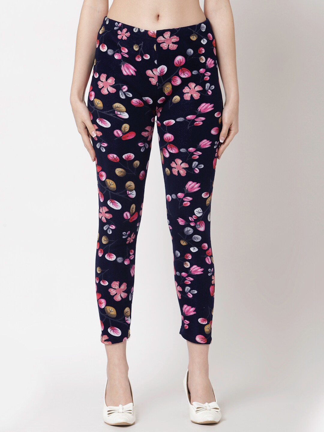 

Klotthe Women Navy Blue Printed Skinny Fit Woolen Jeggings