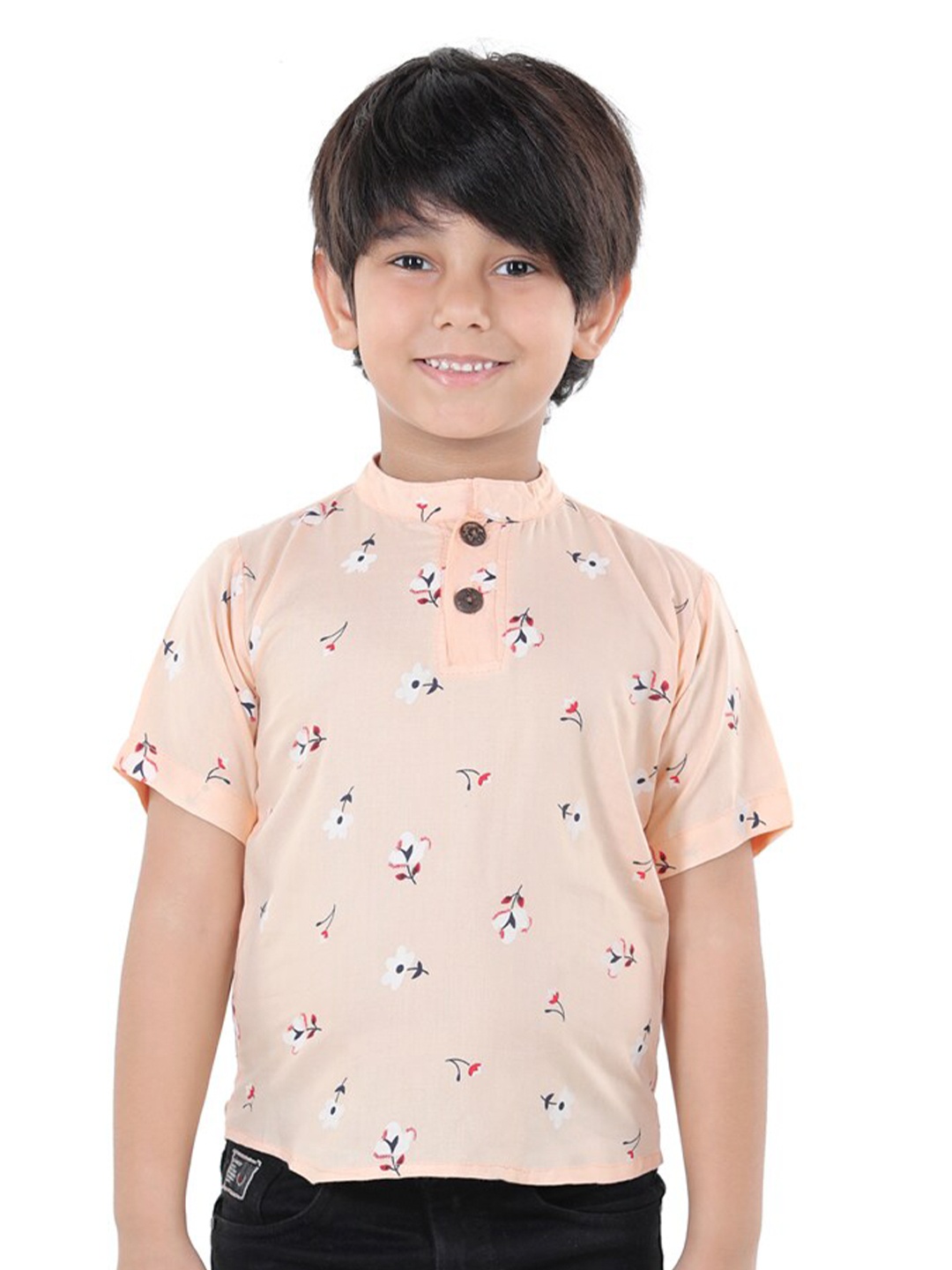 

Cutiekins Boys Peach-Coloured & White Comfort Floral Print Casual Shirt