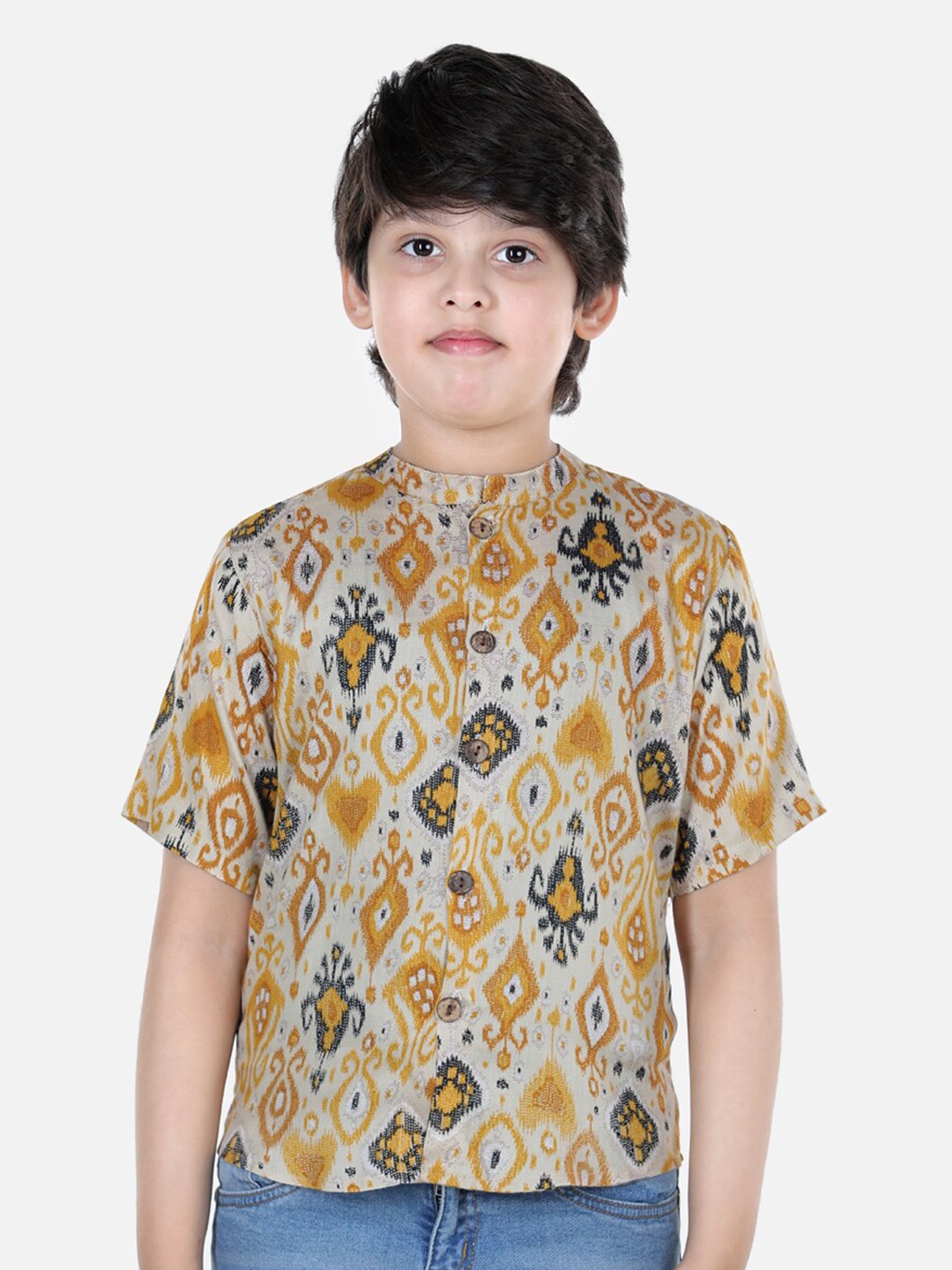 

Cutiekins Boys Cream-Coloured Comfort Printed Casual Shirt