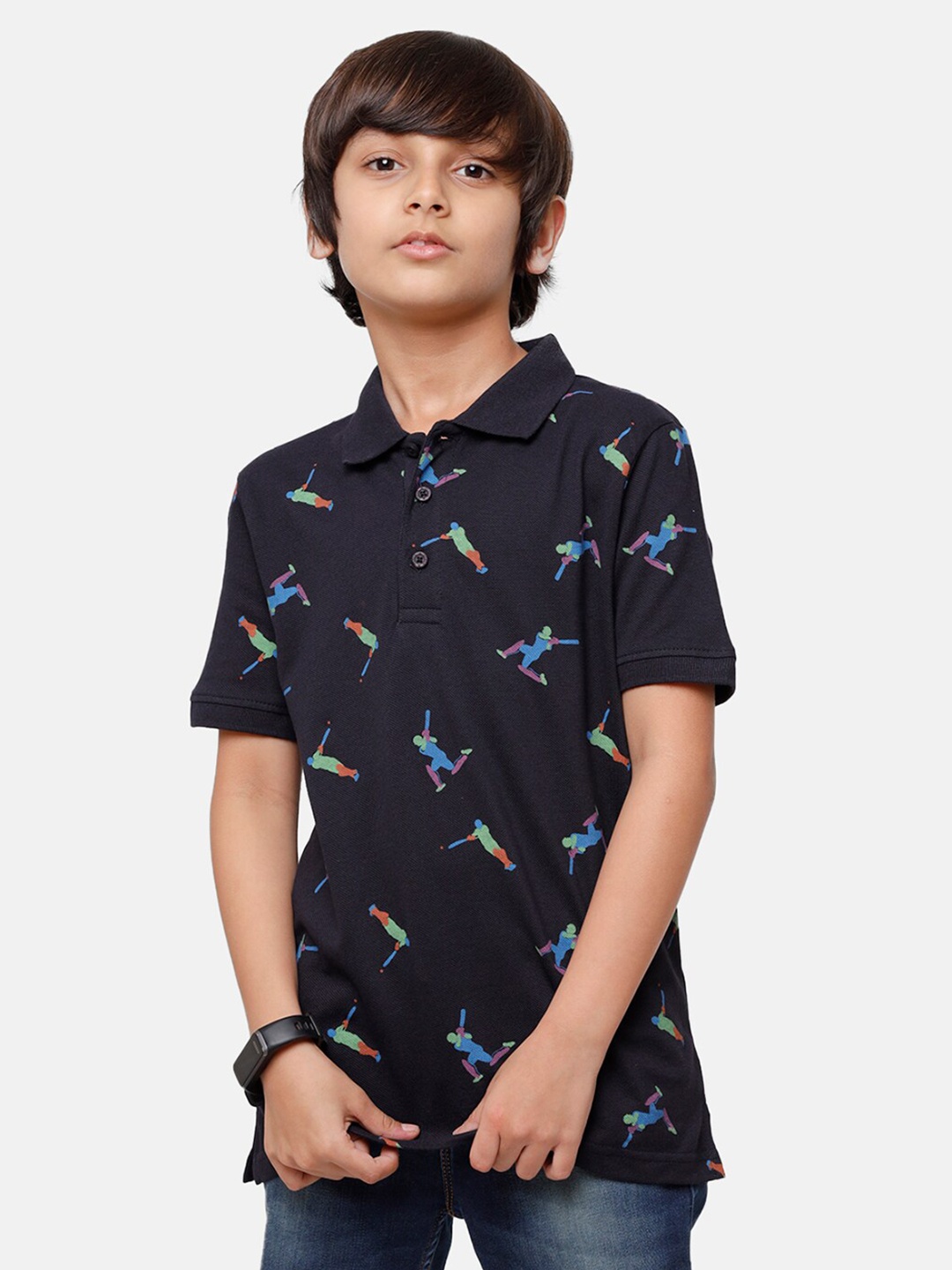 

PIPIN Boys Navy Blue & Green Batsman Print Pure Cotton Polo Collar T-shirt