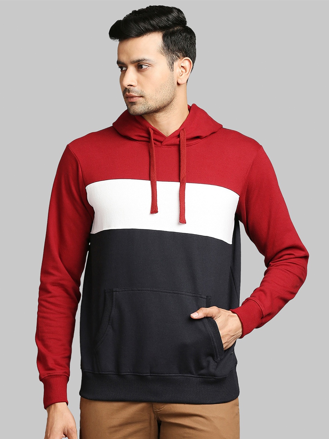 

Parx Men Maroon & Black Colourblocked Hooded Sweatshirt