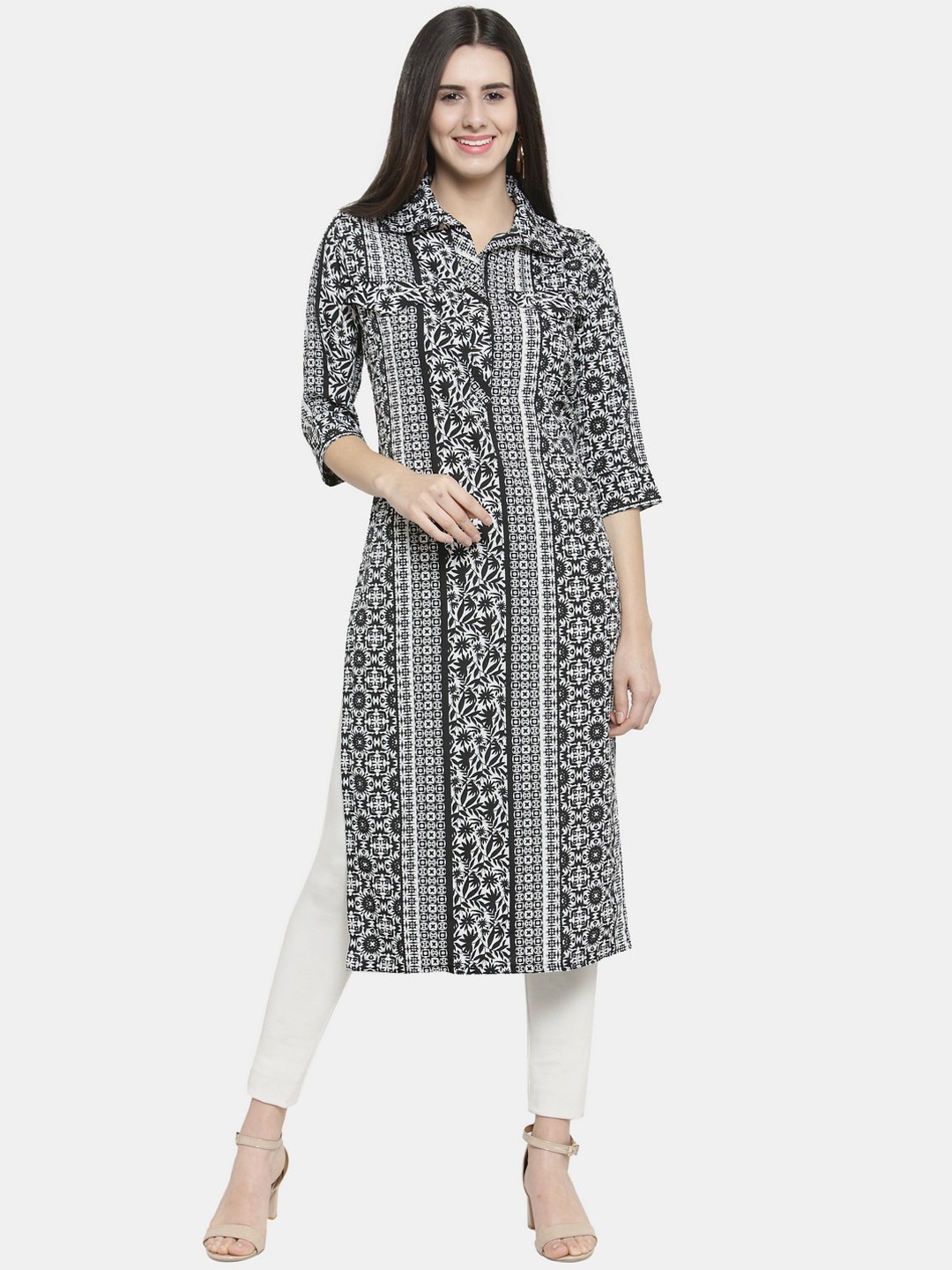 

Sayesha Women Black Geometric Printed Crepe Pathani Kurta