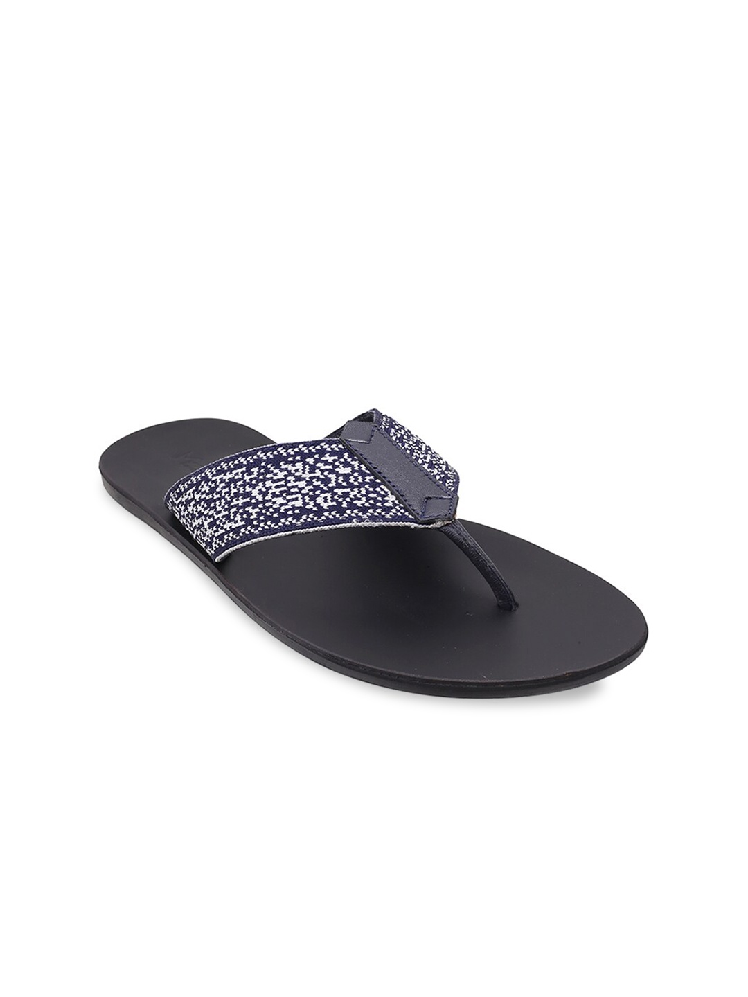 

Metro Men Blue & Black Comfort Sandals