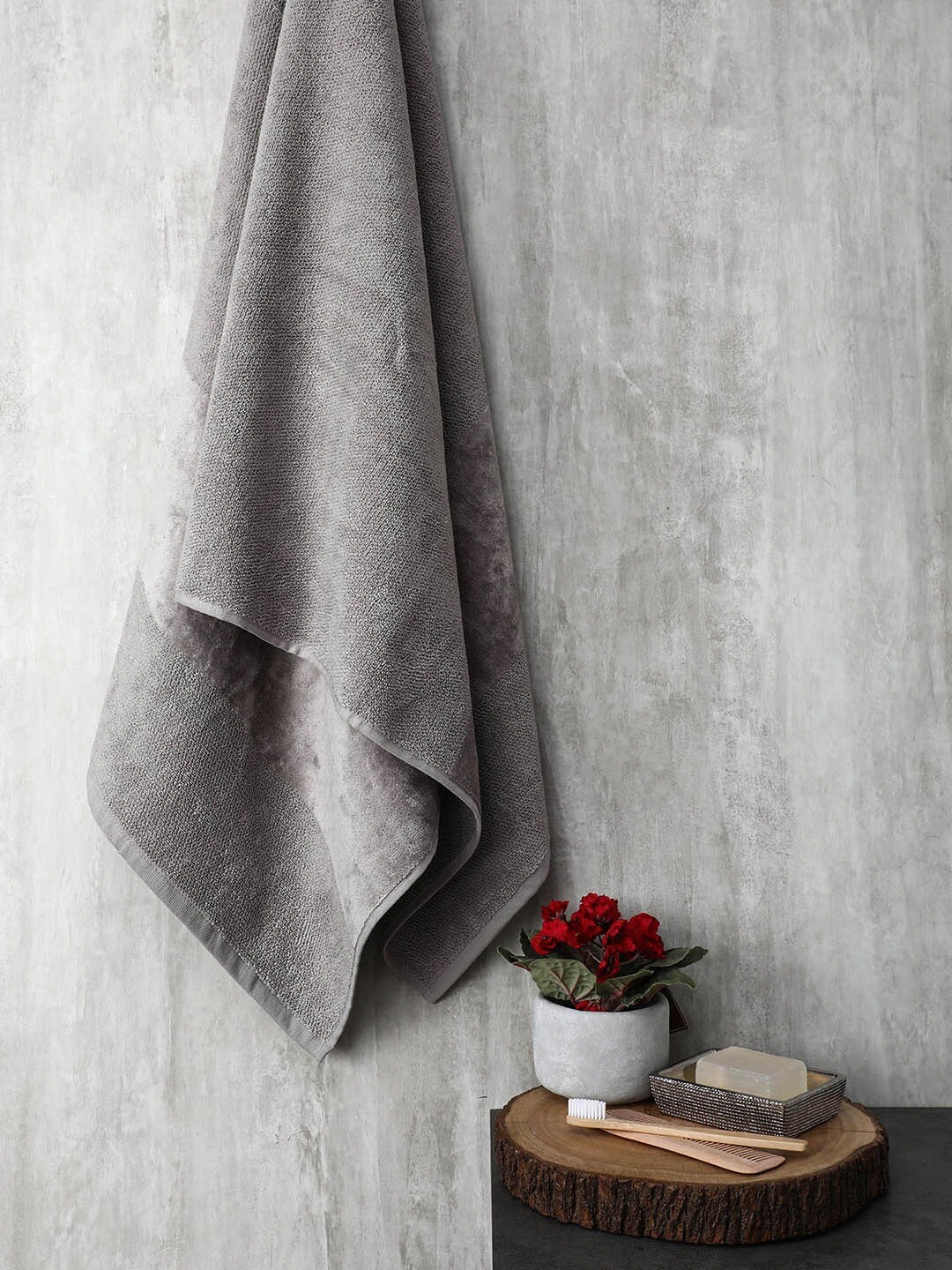 

Pure Home and Living Grey 555 GSM Combed Cotton Bath Towel