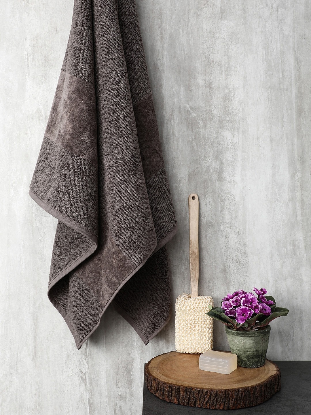 

Pure Home and Living Grey Combed Cotton Bath Towel