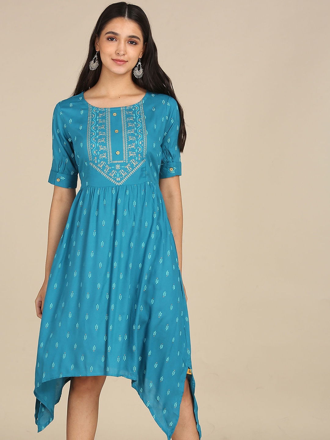 

Karigari Women Blue & Gold-Toned Ethnic Motifs Midi Dress