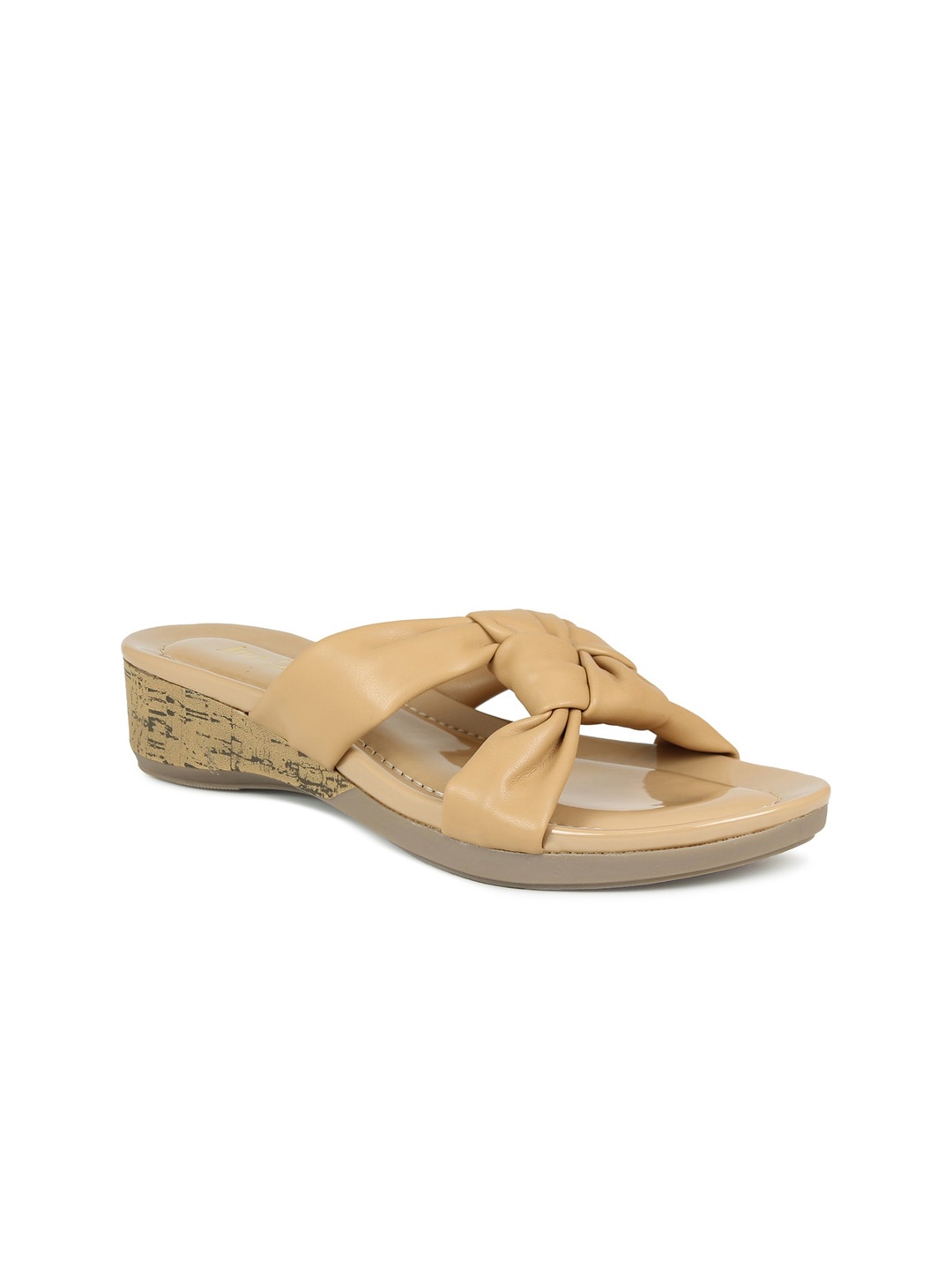 

Inc 5 Beige Block Sandals