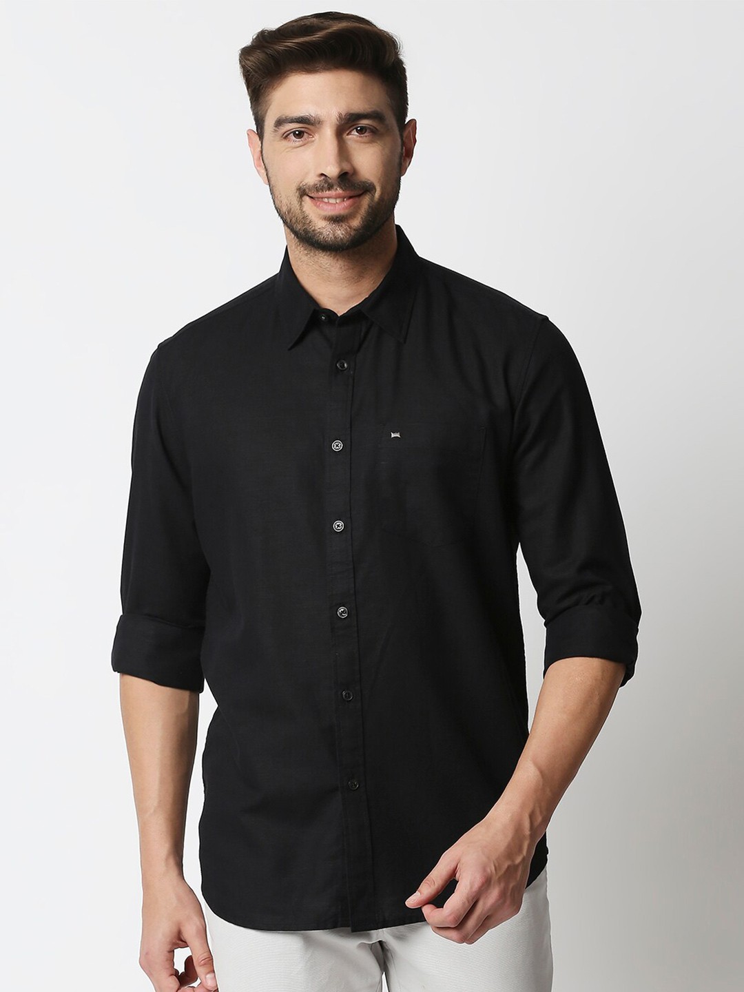 

Basics Men Black Solid Slim Fit Cotton Casual Shirt