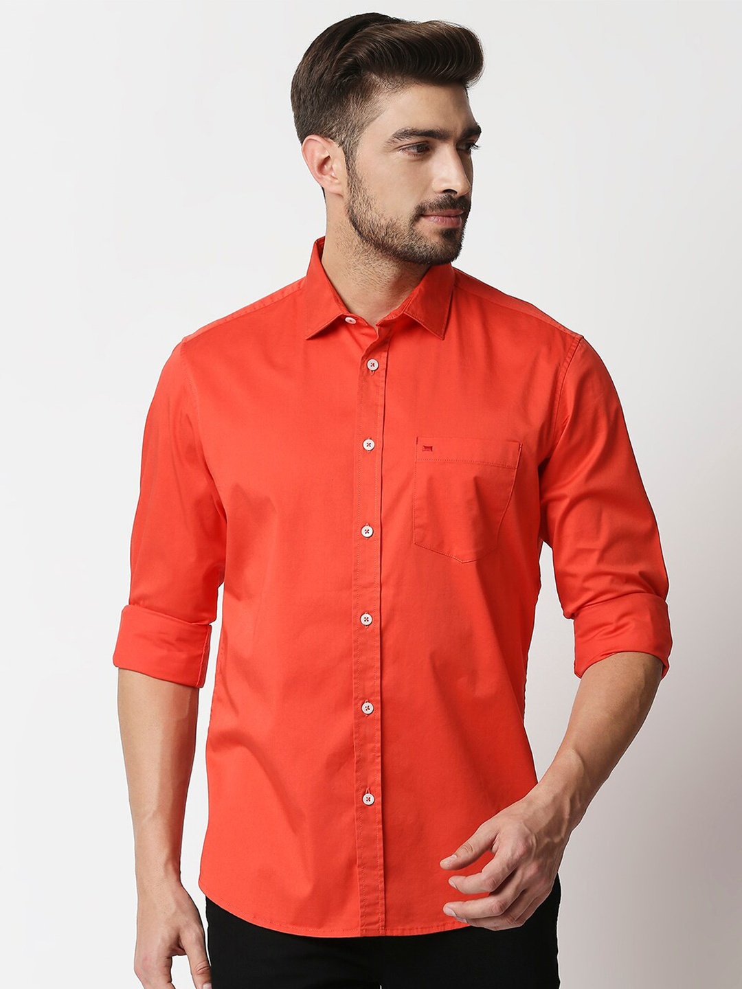 

Basics Men Coral Pink Solid Slim Fit Casual Shirt