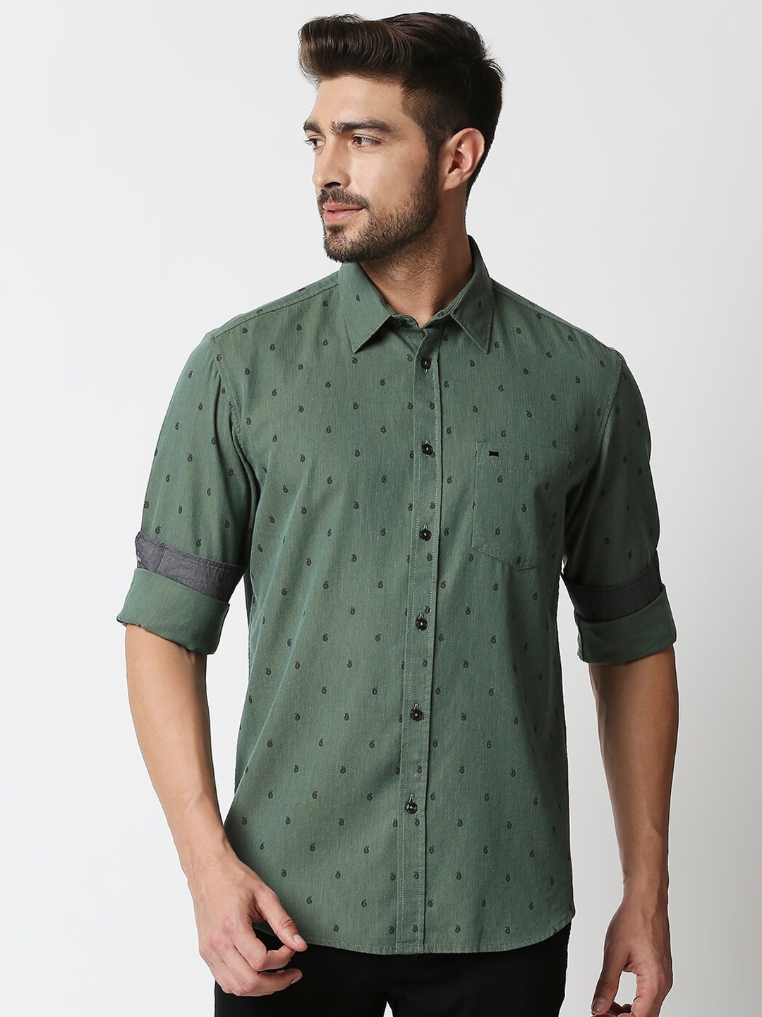 

Basics Men Olive Green & Black Slim Fit Ditsy Paisley Print Cotton Casual Shirt