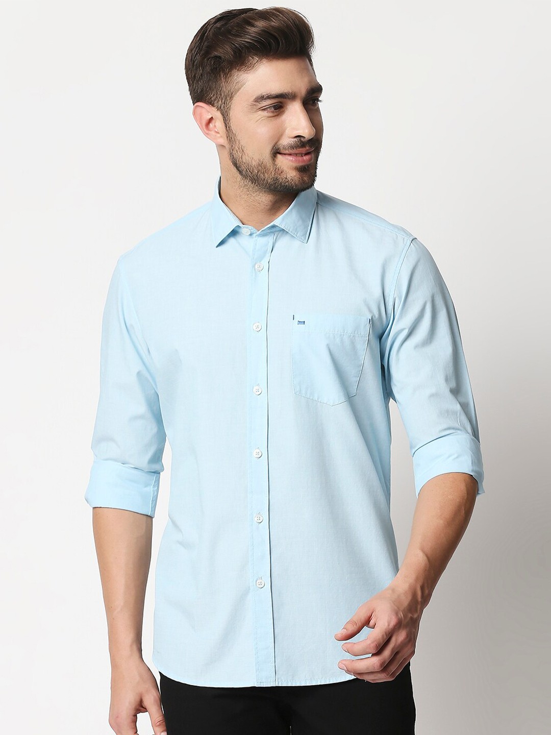 

Basics Men Blue Solid Slim Fit Cotton Casual Shirt