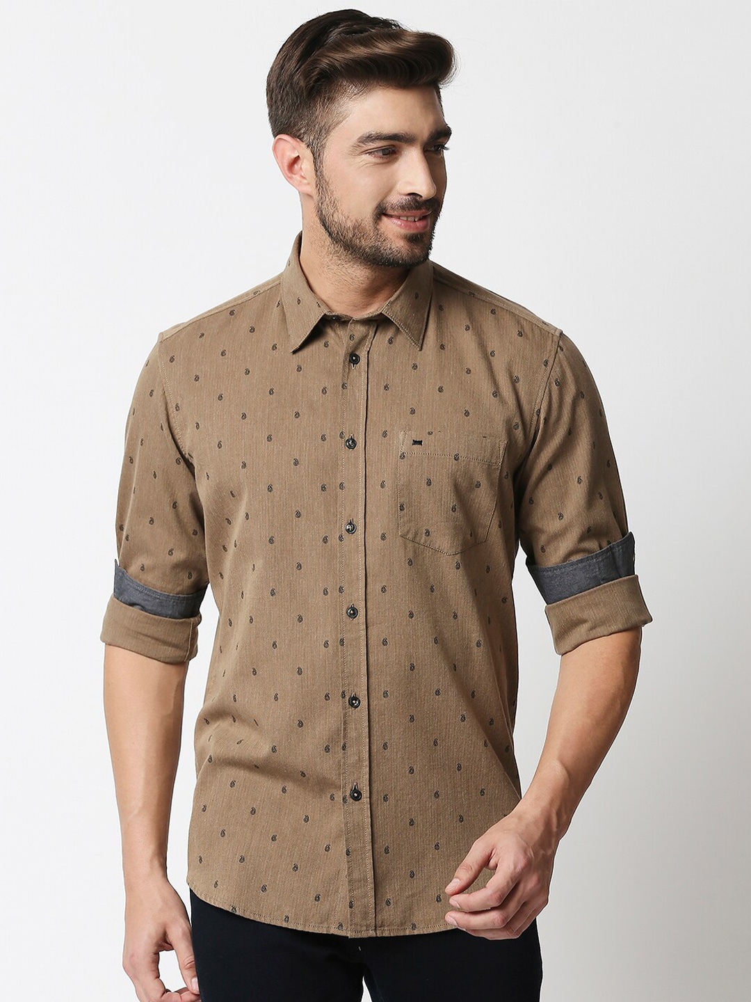

Basics Men Brown & Charcoal Grey Slim Fit Ditsy Paisley Print Cotton Casual Shirt