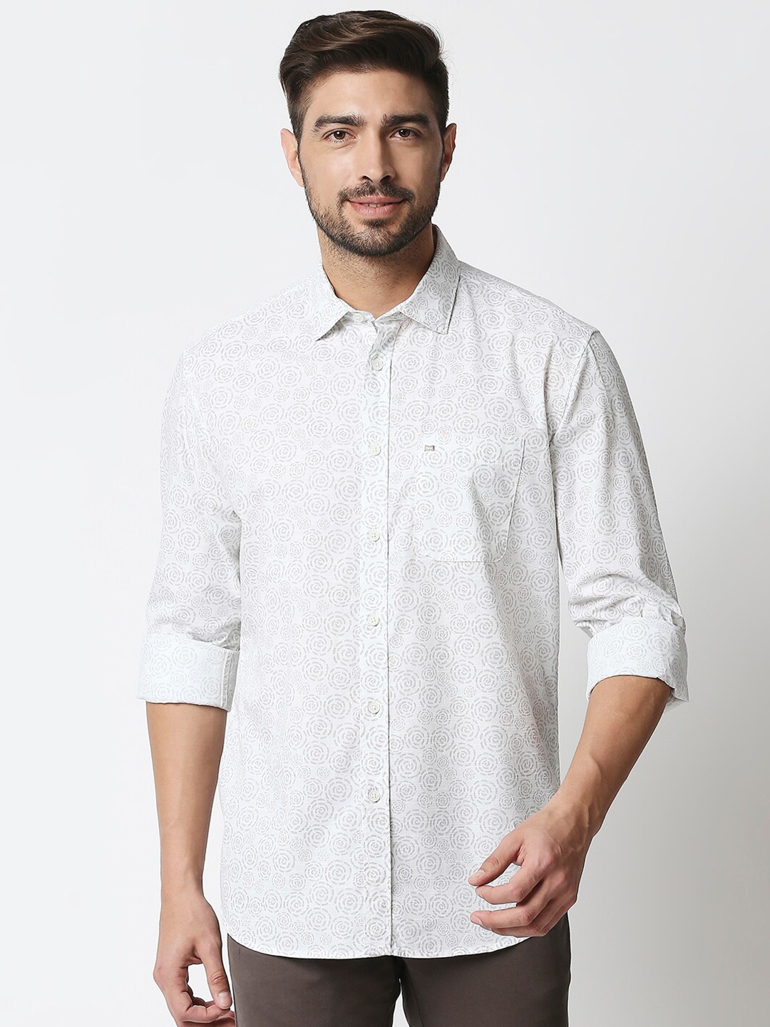 

Basics Men White & Grey Slim Fit Spiral Print Cotton Casual Shirt