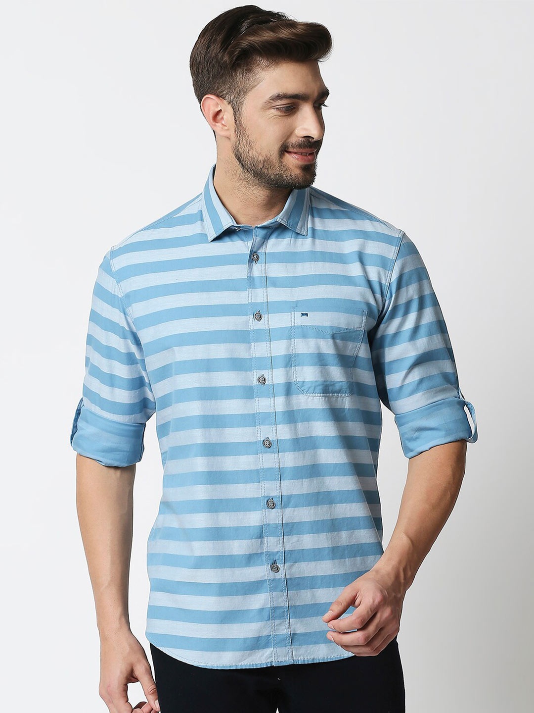 

Basics Men Blue Slim Fit Horizontal Striped Cotton Casual Shirt