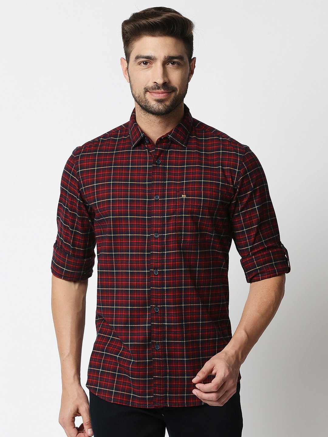 

Basics Men Red & Navy Blue Slim Fit Tartan Checked Cotton Casual Shirt