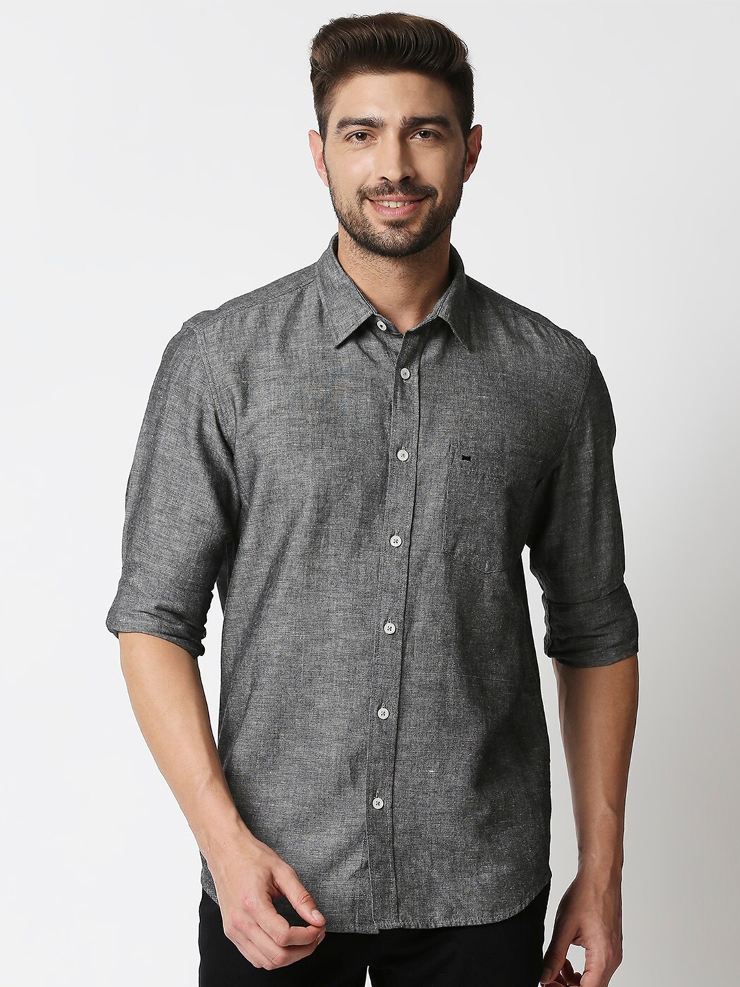 

Basics Men Black Solid Slim Fit Cotton Linen Casual Shirt