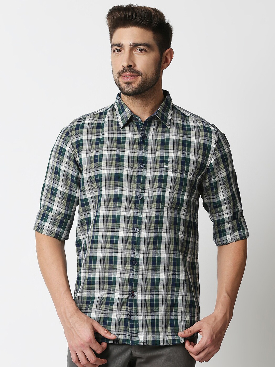 

Basics Men Green & White Slim Fit Tartan Checked Cotton Linen Casual Shirt