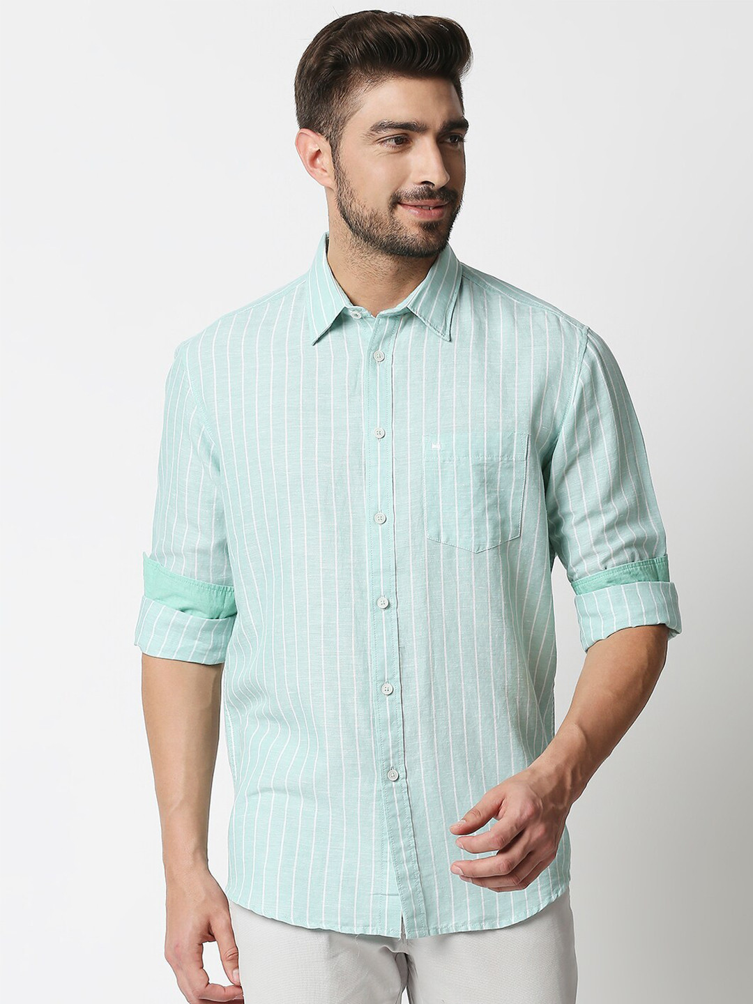 

Basics Men Sea Green & White Slim Fit Striped Cotton Linen Casual Shirt
