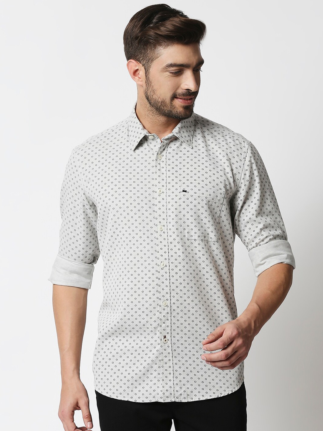 

Basics Men Grey & Black Cotton Slim Fit Geometric Print Casual Shirt