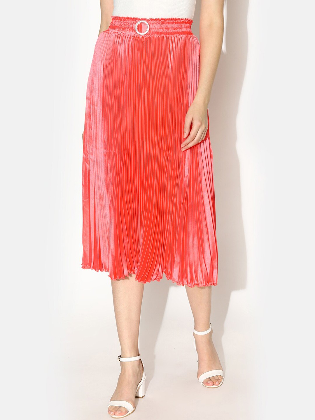 

V2 Value & Variety Woman Red Accordion Pleated Skirt