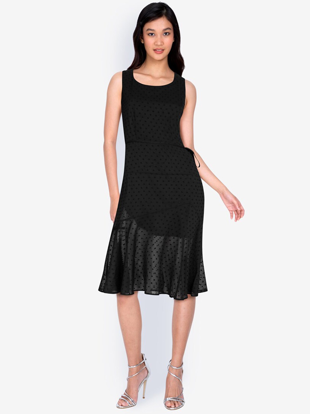 

ZALORA BASICS Black A-Line Textured Chiffon Dress