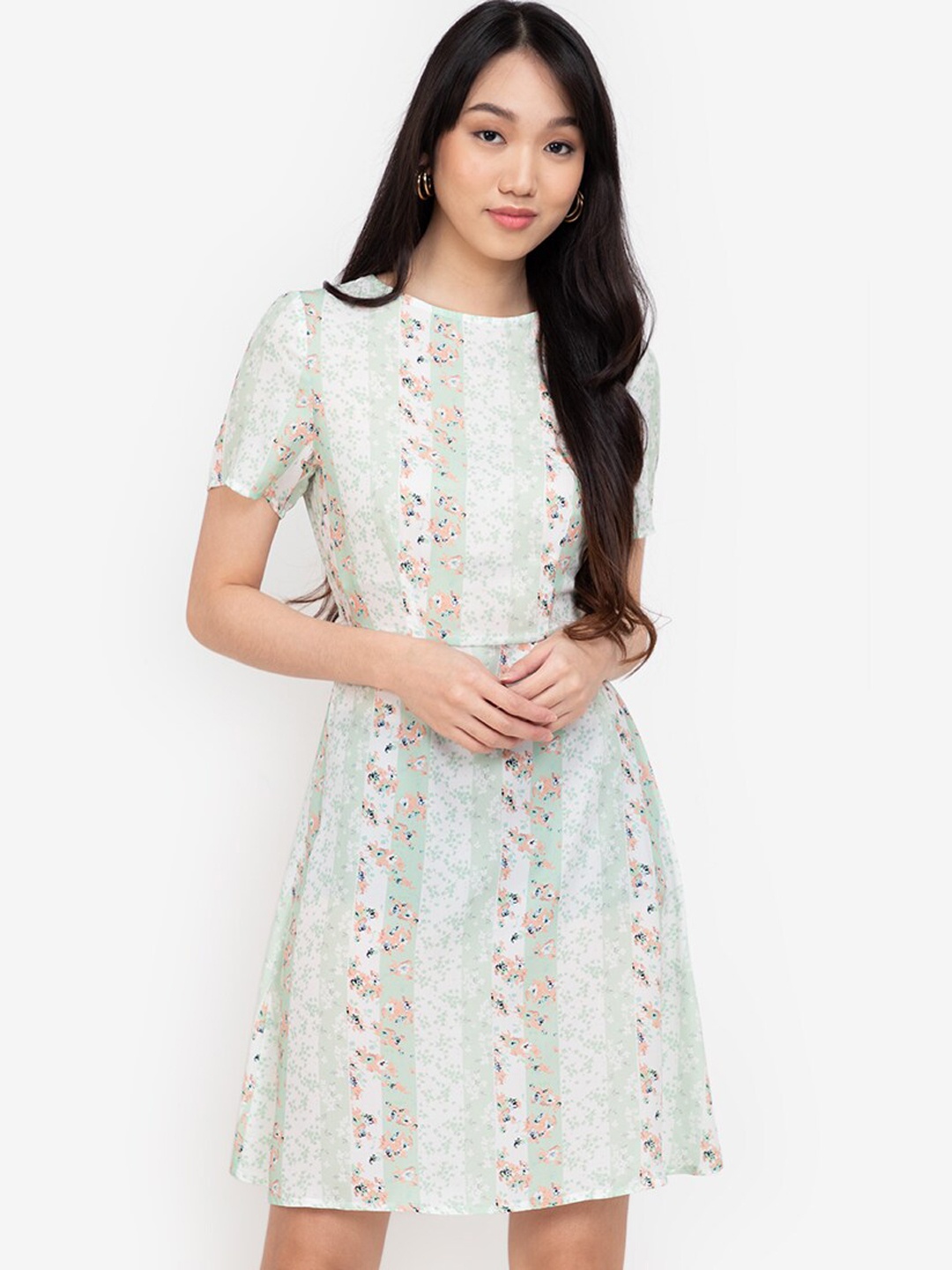 

ZALORA BASICS Women Blue & White Floral Styled Back Dress